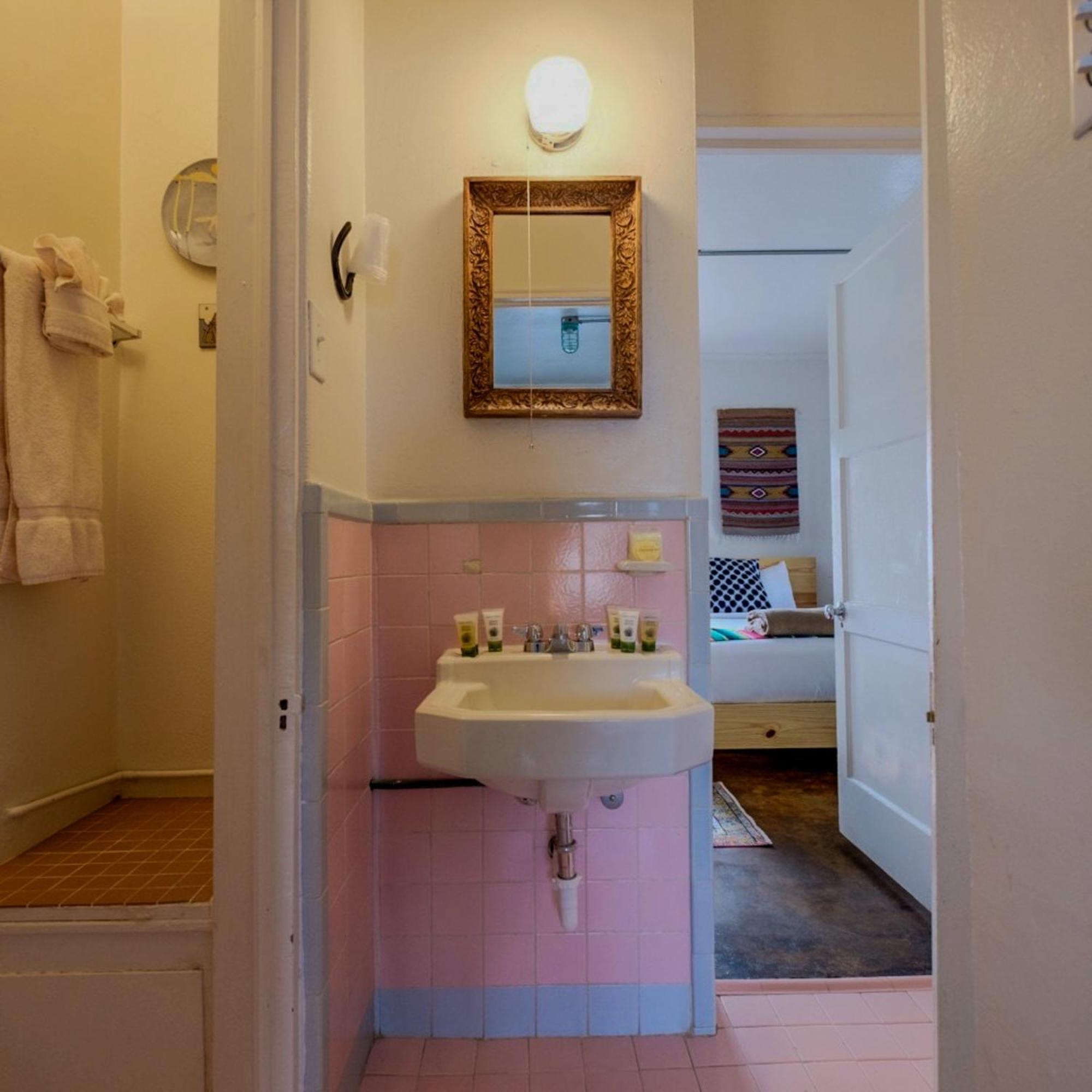 Antelope Lodge Alpine Bagian luar foto