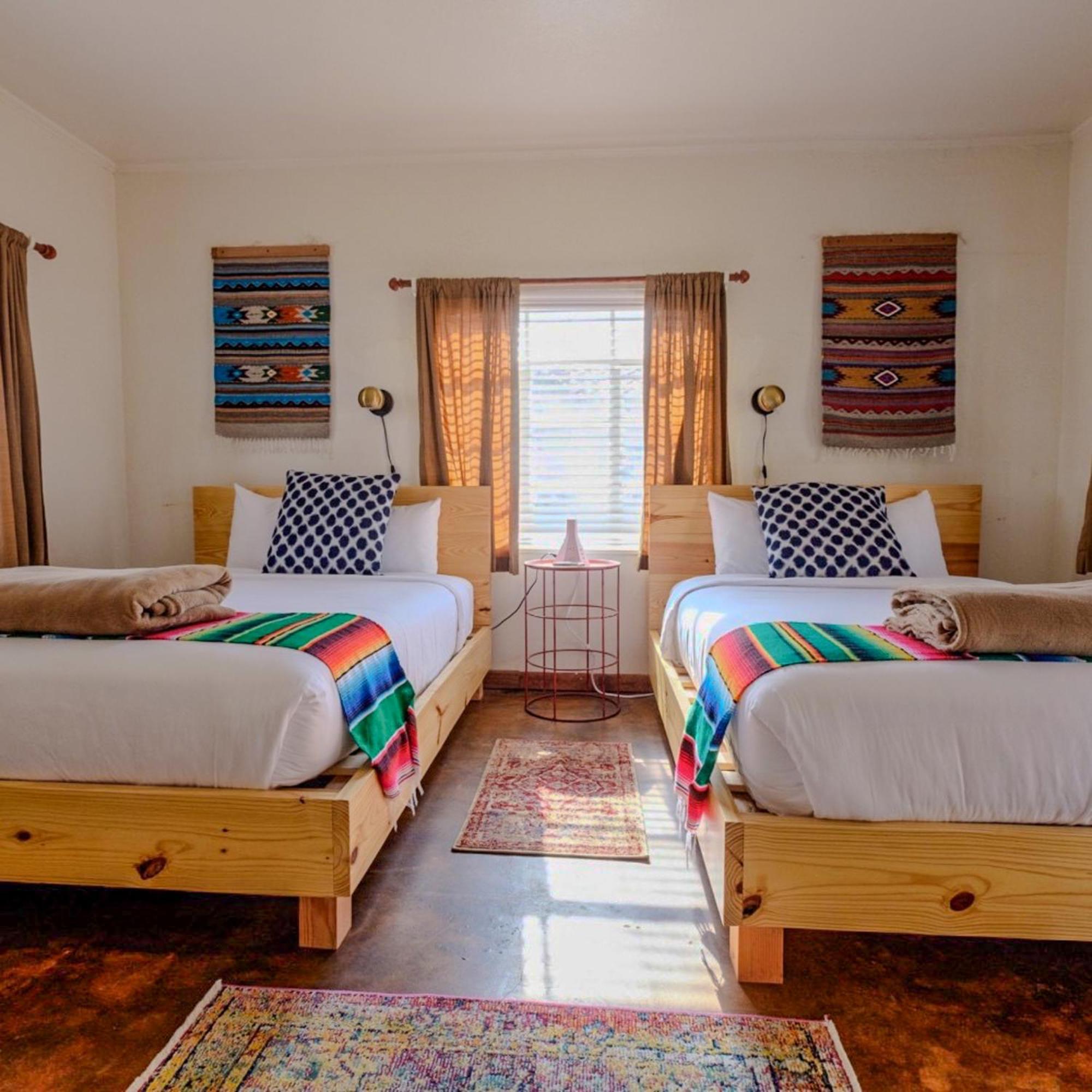 Antelope Lodge Alpine Bagian luar foto